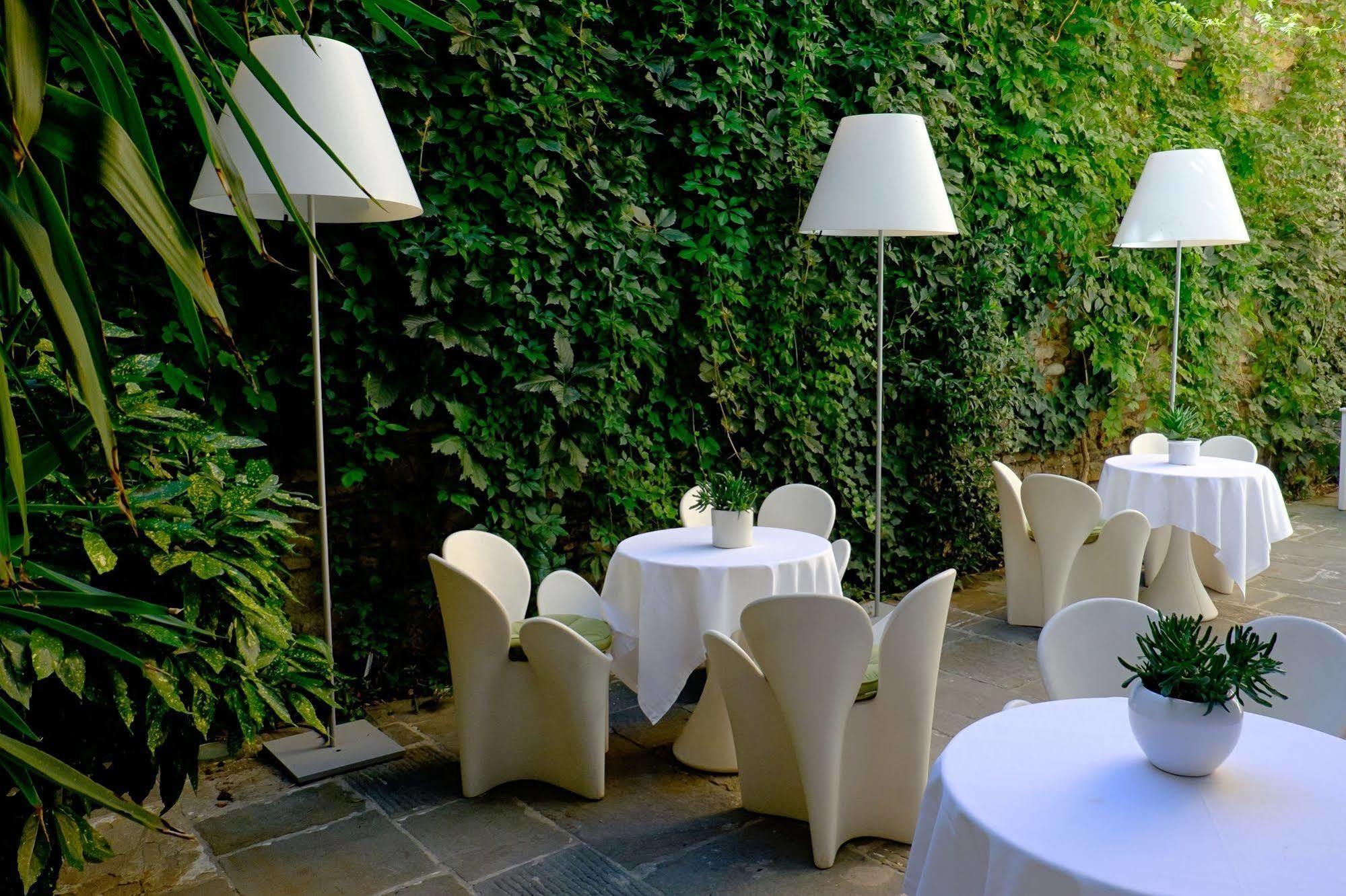 Petronilla - Hotel In Bérgamo Exterior foto